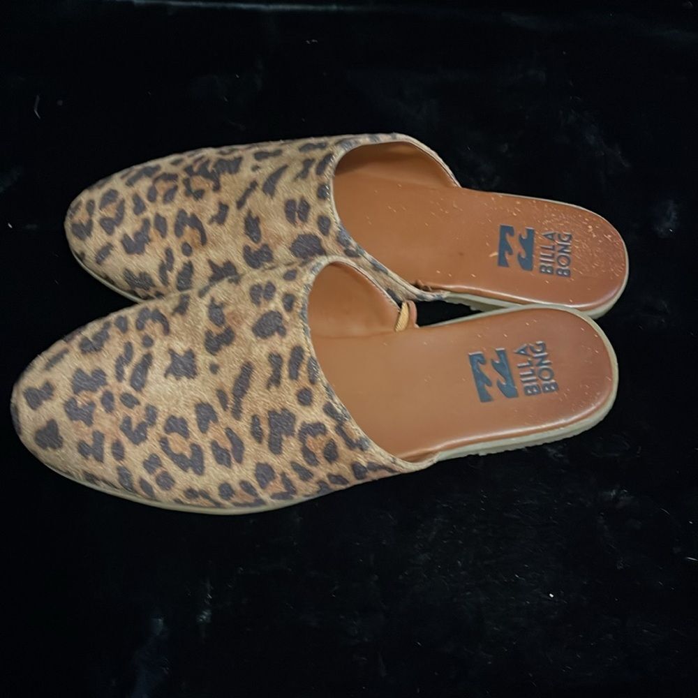 Billabong Leopard Print Slip-On Shoes - Picture 2 of 8